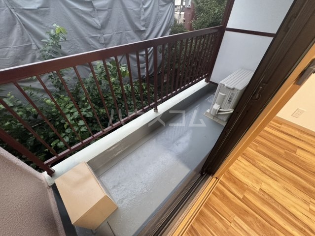 20/30 バルコニー