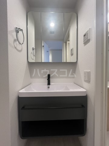 14/28 洗面