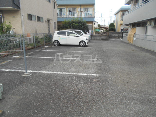 4/10 駐車場