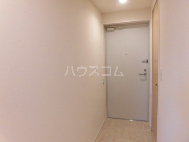 13/30 玄関
