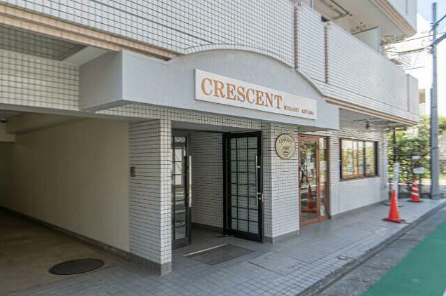 2/5 エントランス