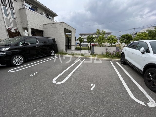 15/25 駐車場