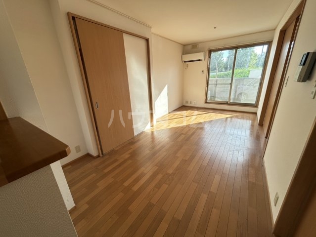 14/30 室内
