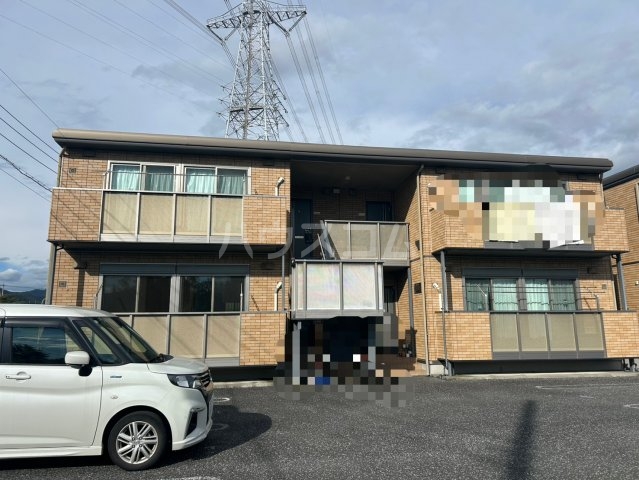 2/4 外観