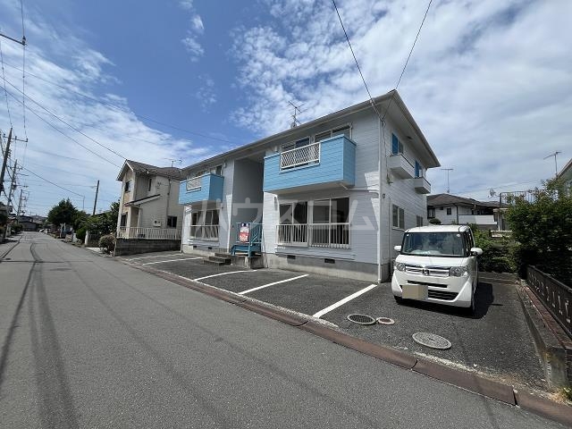 13/23 駐車場