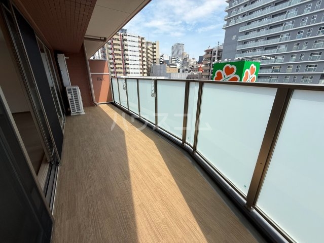 25/30 バルコニー