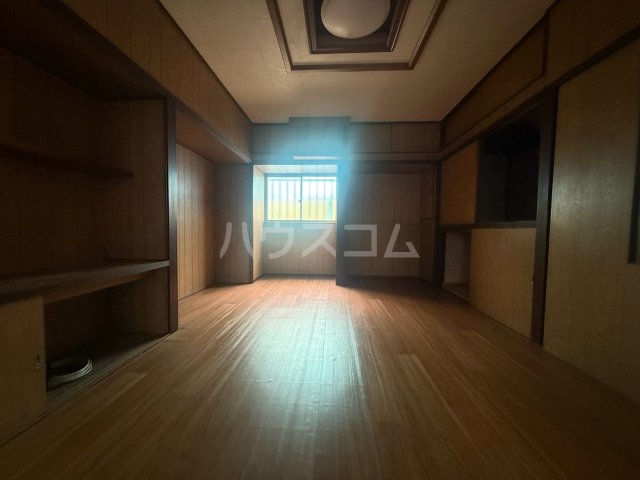 室内
