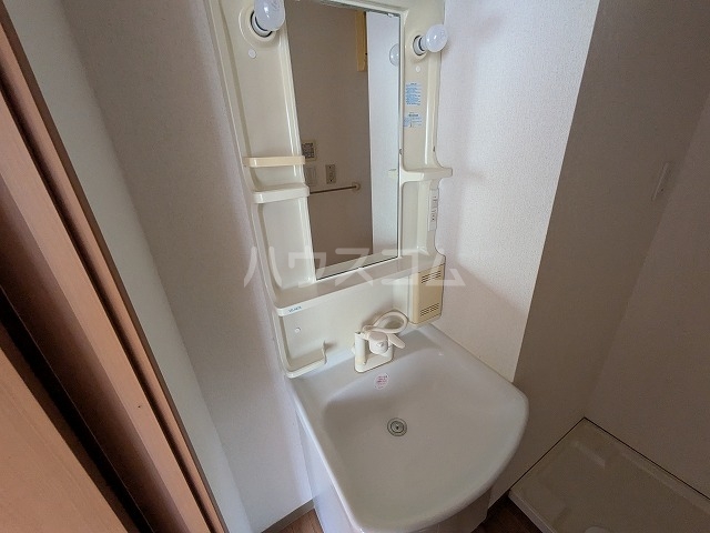 15/28 洗面