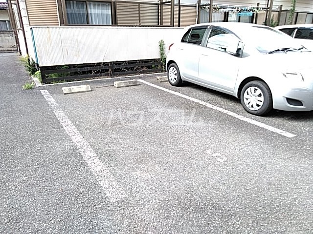 14/16 駐車場