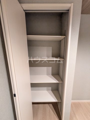 13/30 収納