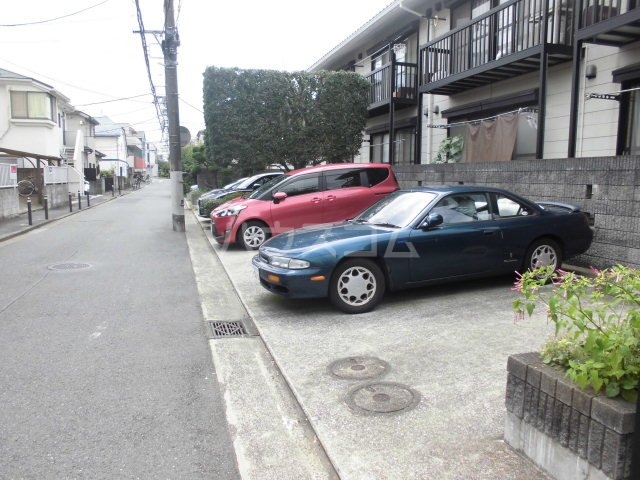 25/30 駐車場