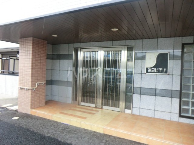 16/26 エントランス