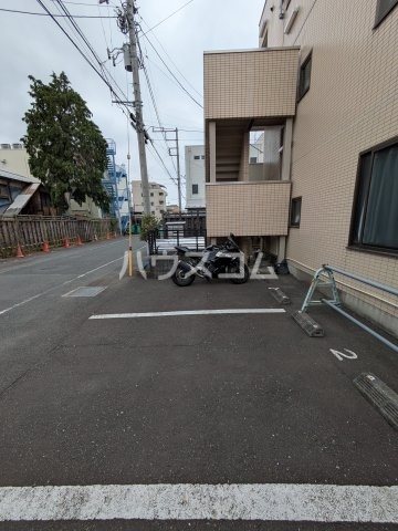 4/10 駐車場