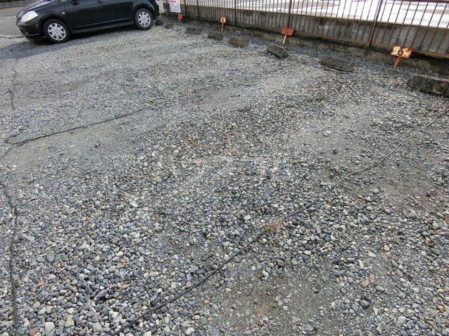 2/8 駐車場