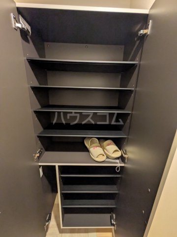 13/30 収納
