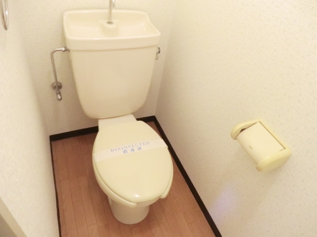 16/30 トイレ