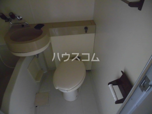 13/28 トイレ
