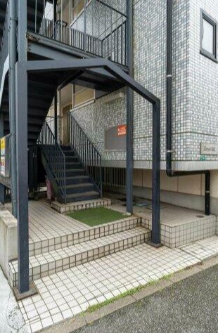 23/30 駐車場