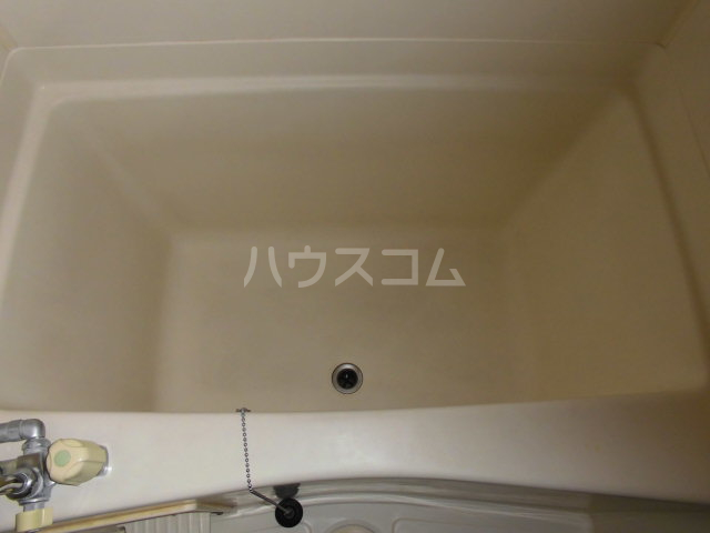 13/30 浴室