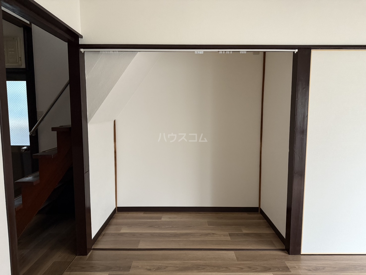 14/29 収納