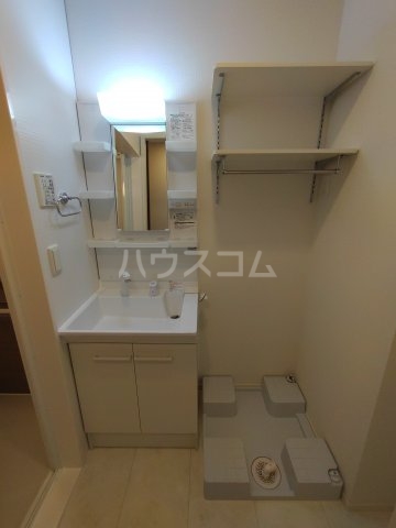 13/30 洗面