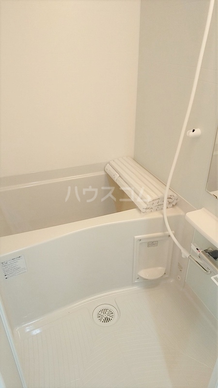 14/25 浴室