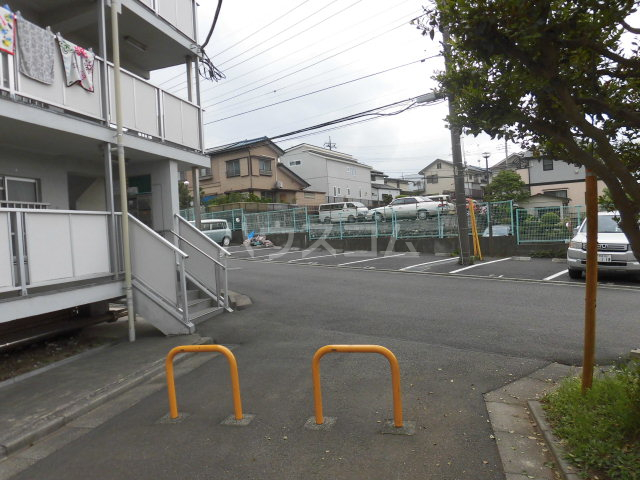 19/28 駐車場