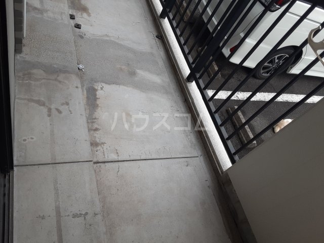 16/28 バルコニー