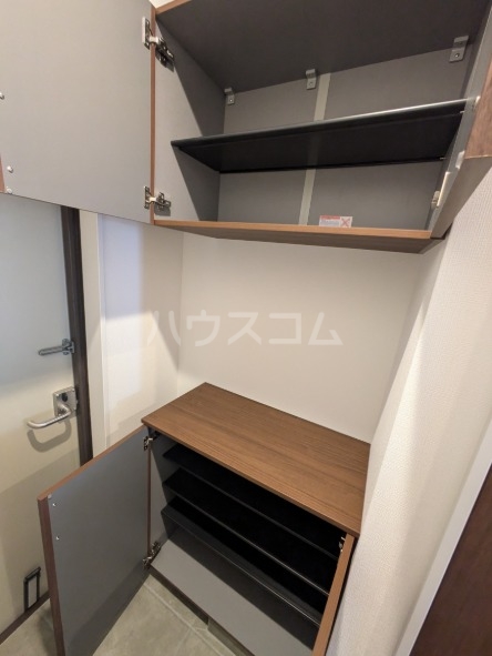 13/30 収納