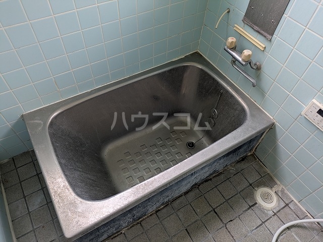 18/30 浴室