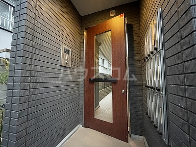 3/10 エントランス