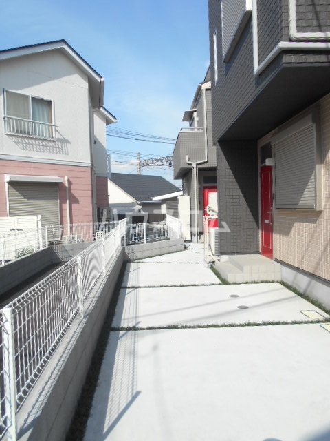 25/30 エントランス