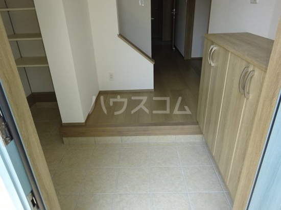 19/29 玄関