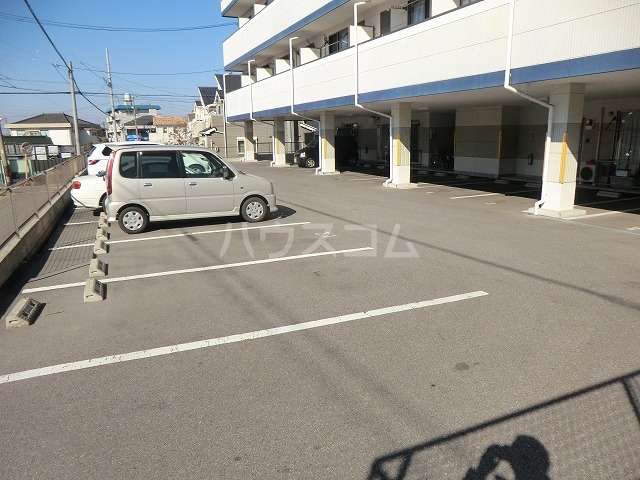 2/10 駐車場