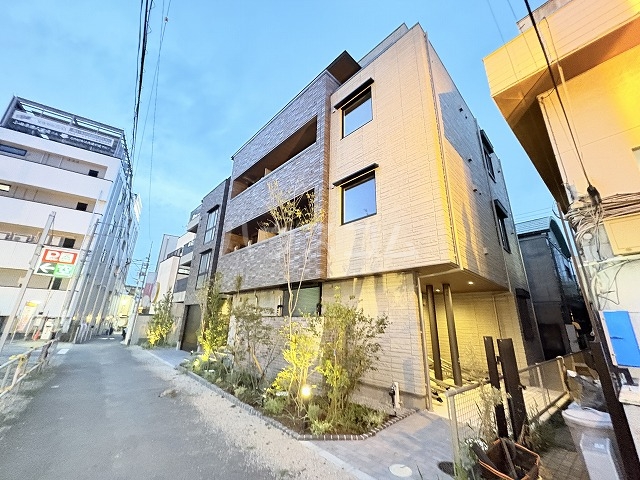 2/30 外観