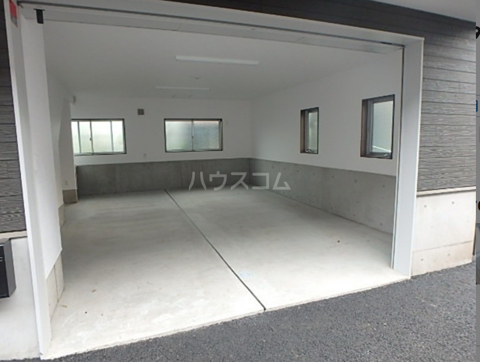 20/26 駐車場