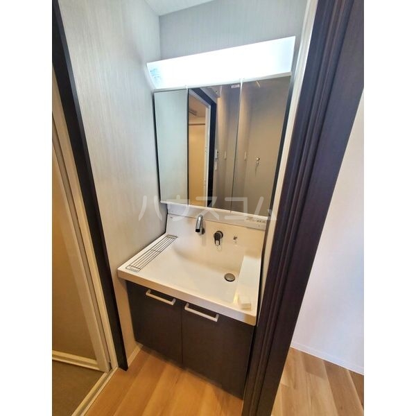 18/30 洗面