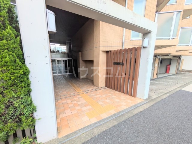 21/24 エントランス