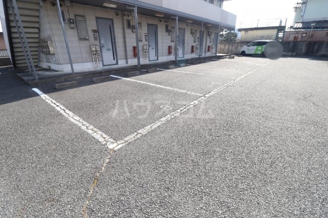 21/30 駐車場
