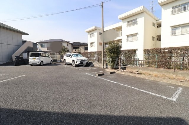 22/30 駐車場