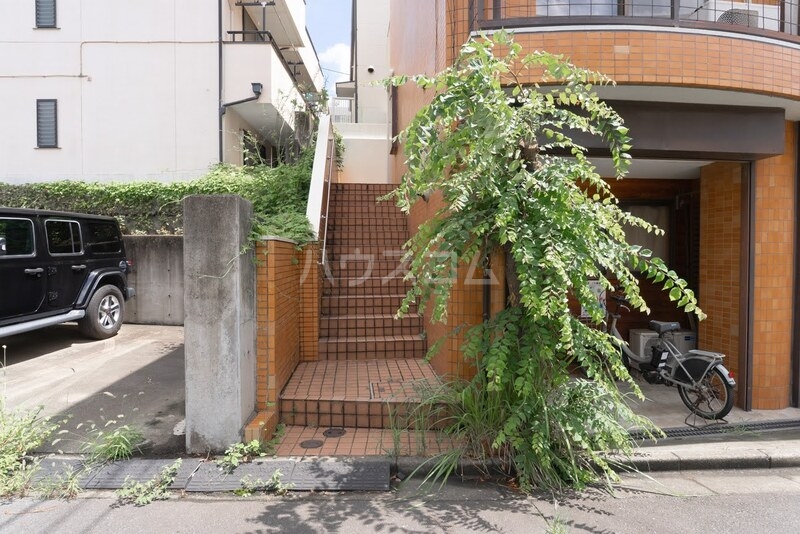 21/21 エントランス