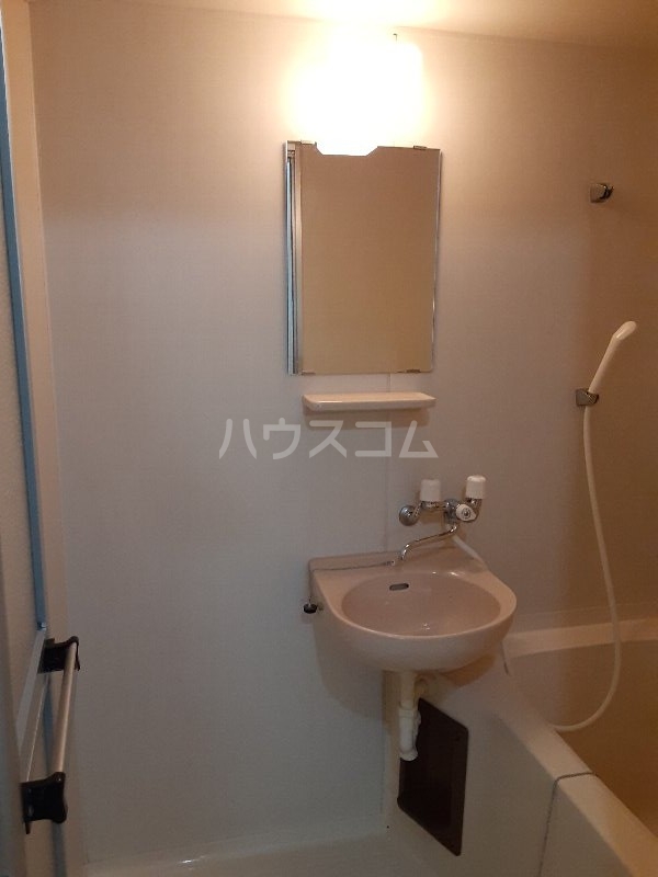 13/28 洗面
