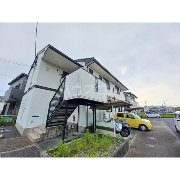 13/15 エントランス