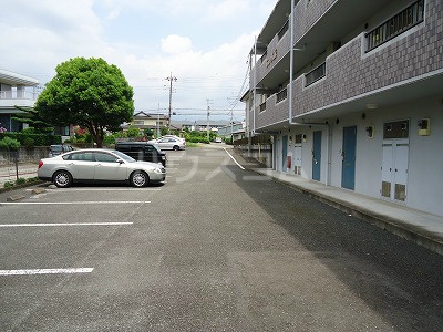 15/20 駐車場