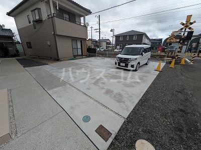 21/24 駐車場