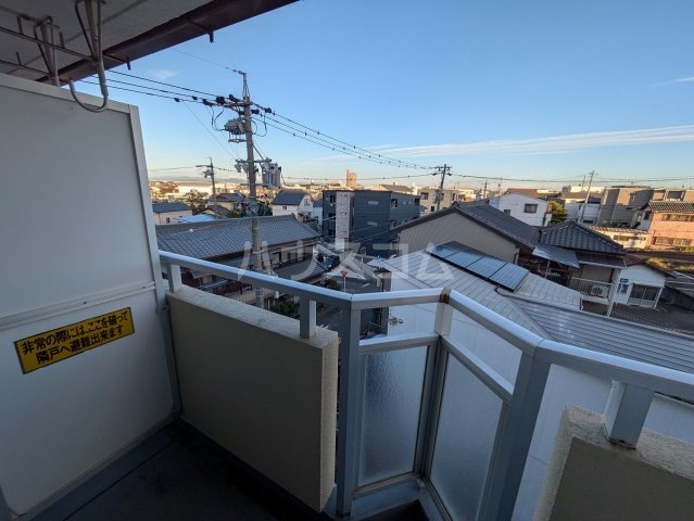 20/30 バルコニー