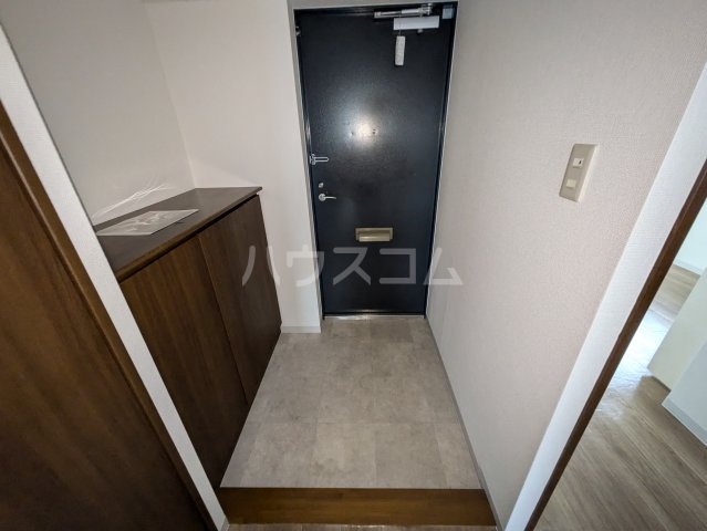 13/30 玄関