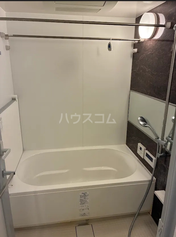 13/24 浴室