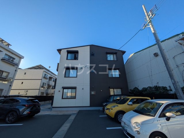 2/30 外観