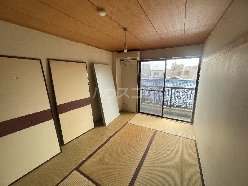 室内